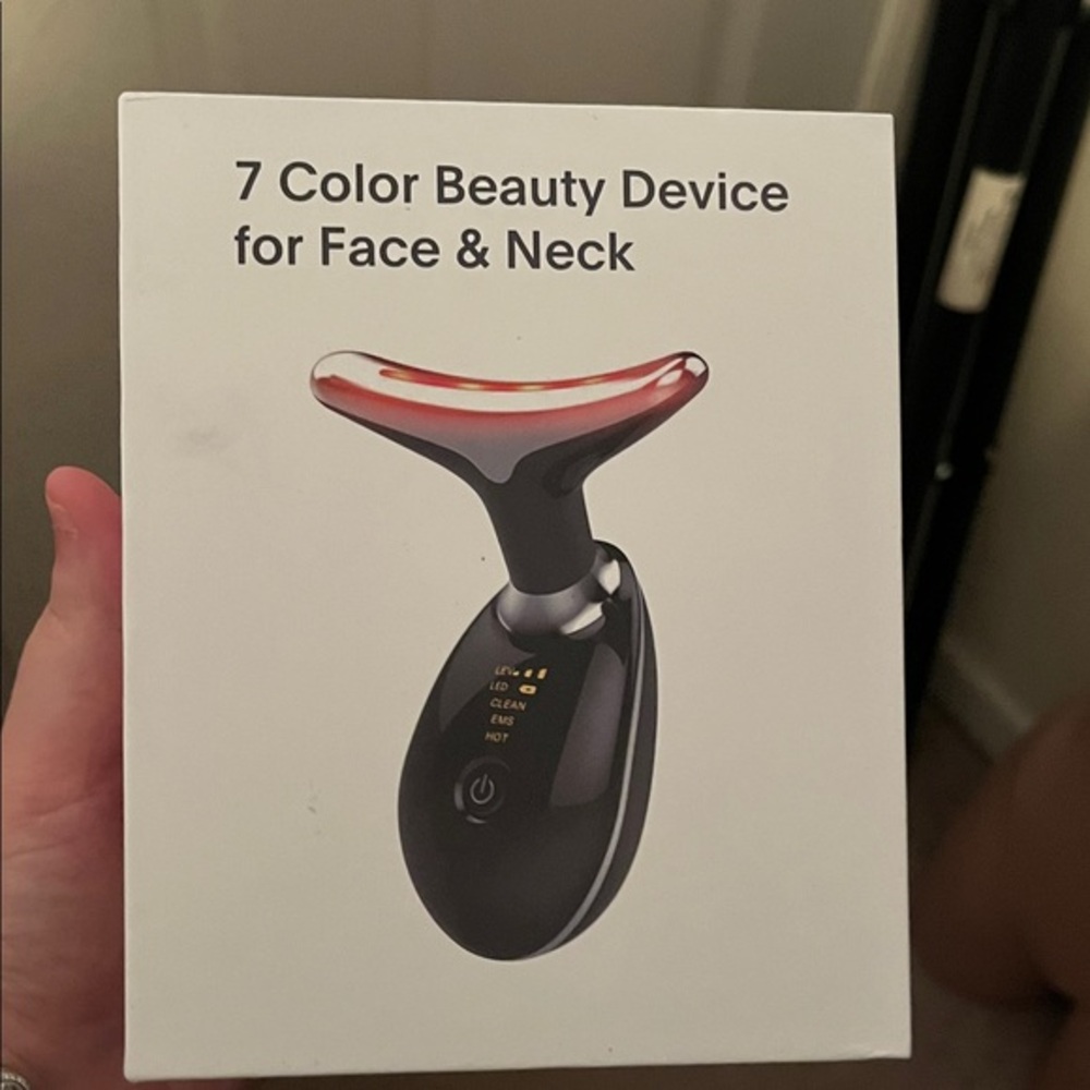 LED Beauty Device for Face & Neck - Black